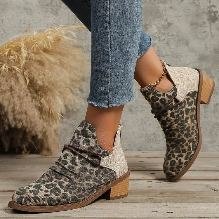 Stivali da donna con tacco largo intrecciato chic: comfort per tutto il giorno