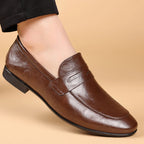 Mocassini eleganti classici da uomo in pelle slip-on per uno stile professionale