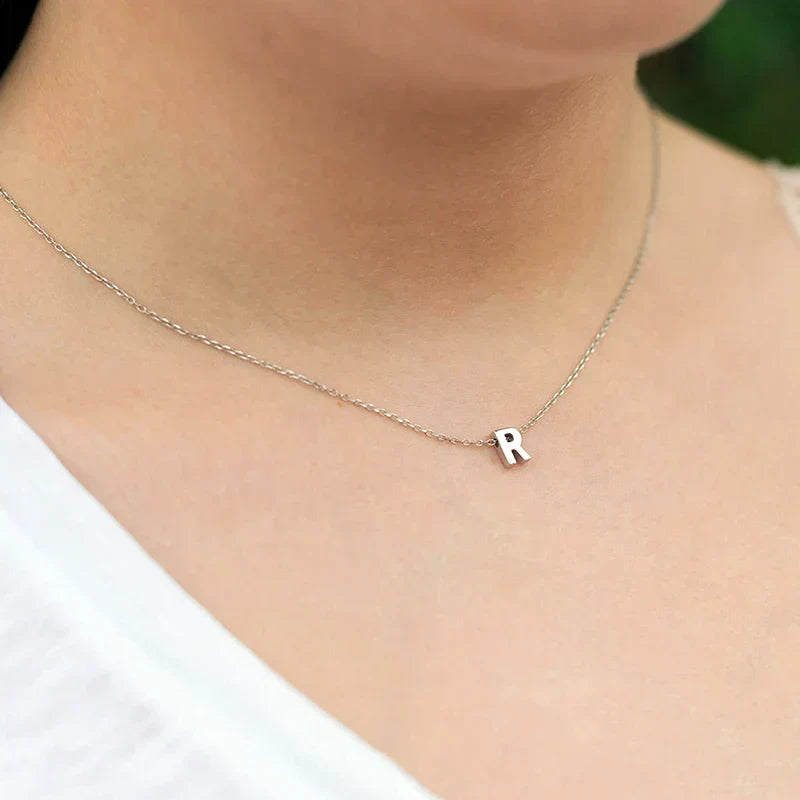 Collana Minimalista con Iniziale