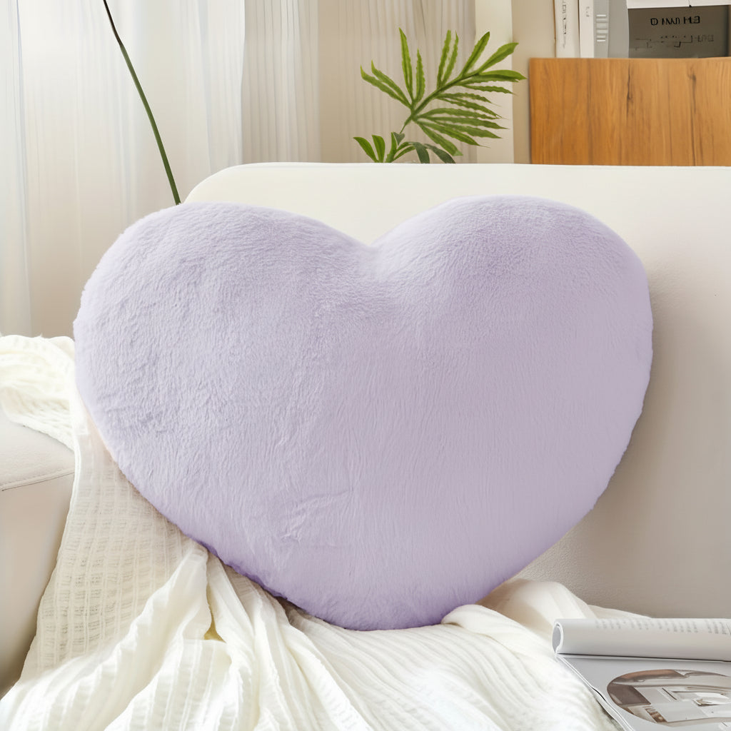 Cuscino da divano decorativo a forma di cuore in peluche