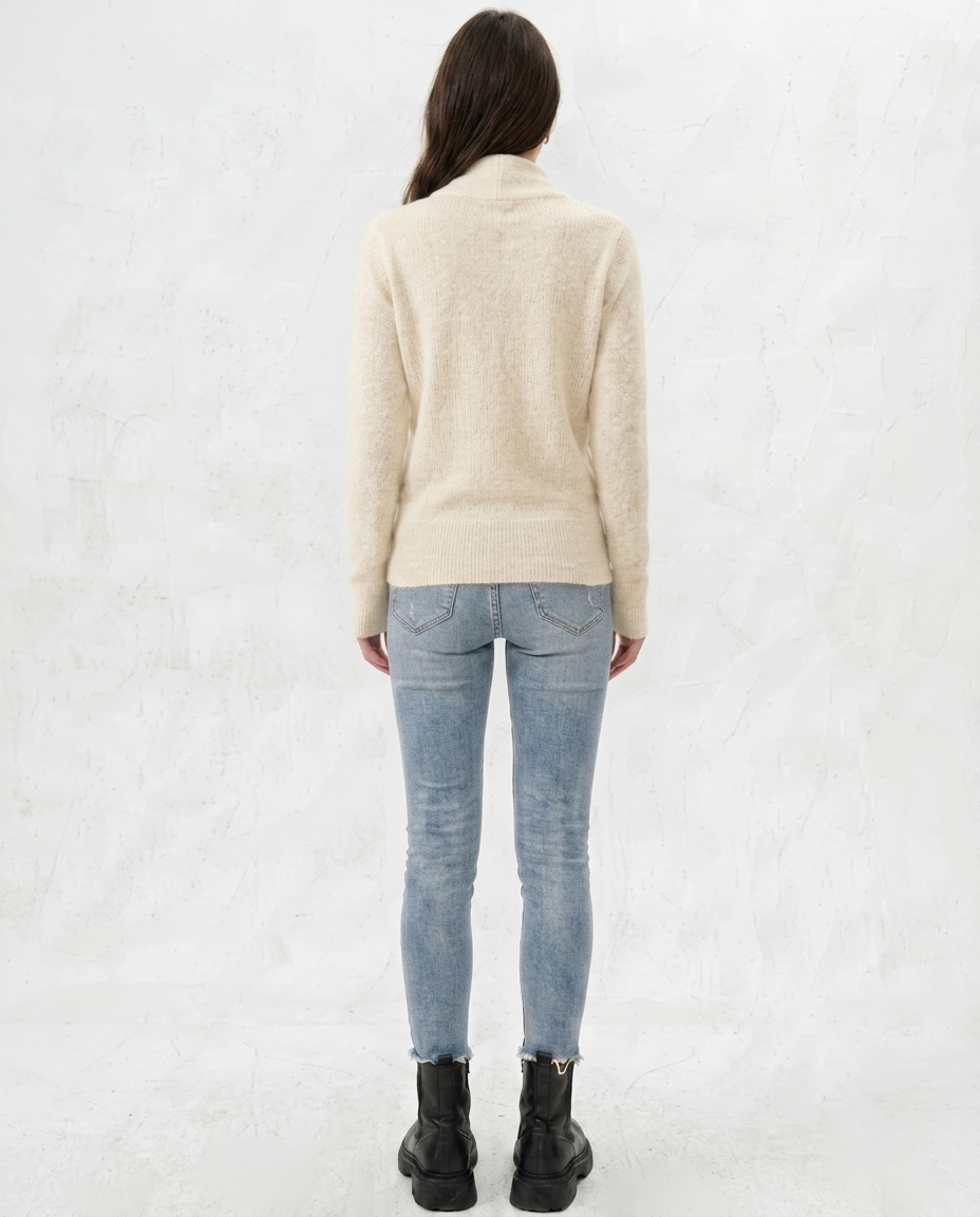 Maglione di lana lavorato a maglia Noa