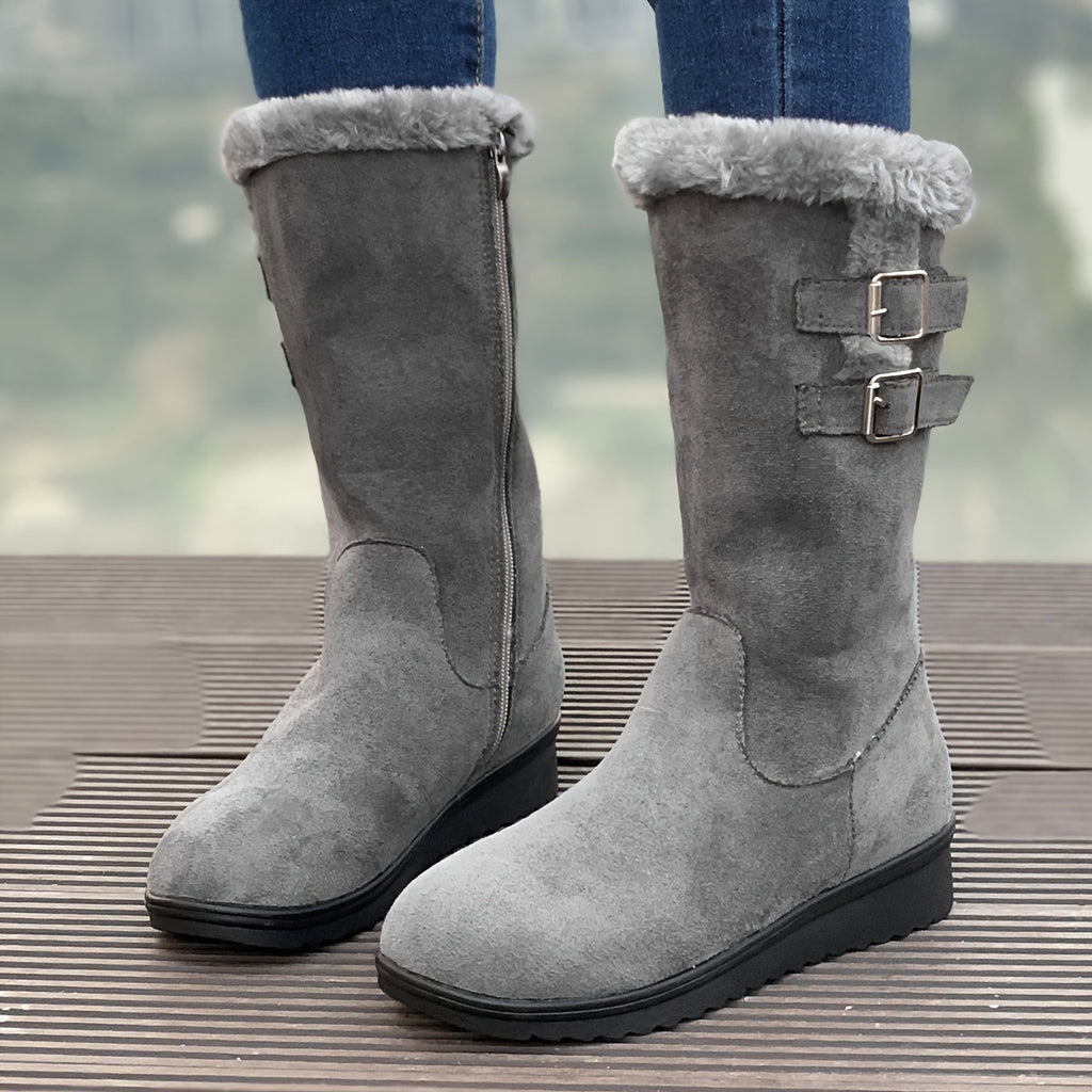 Stivali Fuzzy da donna: caldi ed eleganti per le giornate fredde