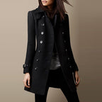 Cappotto lungo sartoriale da donna doppiopetto con colletto strutturato