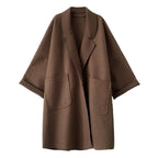 Trench oversize elegante da donna per business e casual
