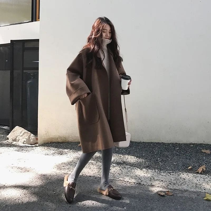 Trench oversize elegante da donna per business e casual