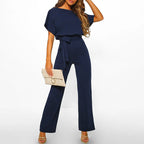 Tuta elegante chic da donna: stile lusinghiero e versatile
