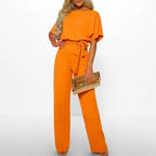 Tuta elegante chic da donna: stile lusinghiero e versatile