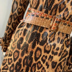 Trench doppiopetto elegante da donna