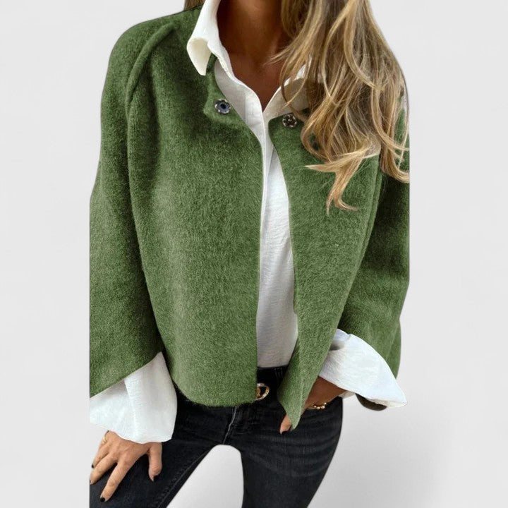 Giacca elegante da donna aperta sul davanti