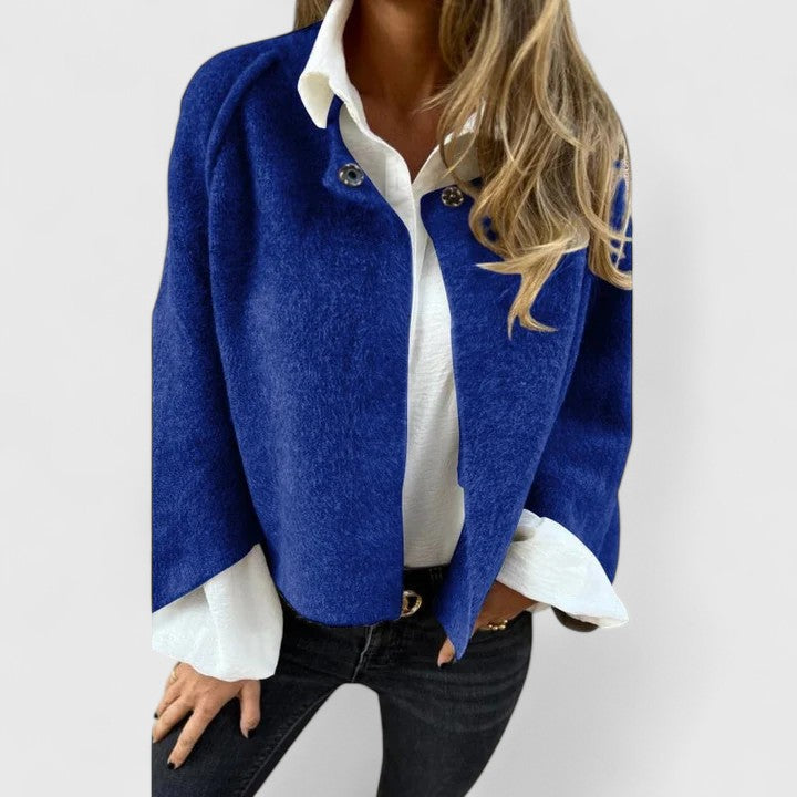Giacca elegante da donna aperta sul davanti