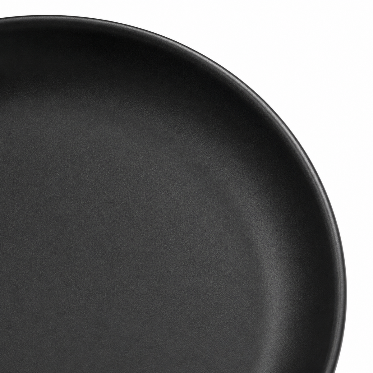 Piatto in ceramica nero con design minimalista