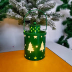 Lanterna natalizia festosa con luce LED e parete esterna dal design con ritaglio in metallo