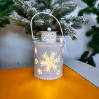 Lanterna natalizia festosa con luce LED e parete esterna dal design con ritaglio in metallo