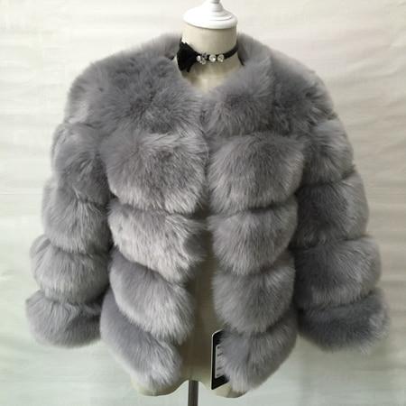 Soffice giacca invernale da donna: elegante e confortevole