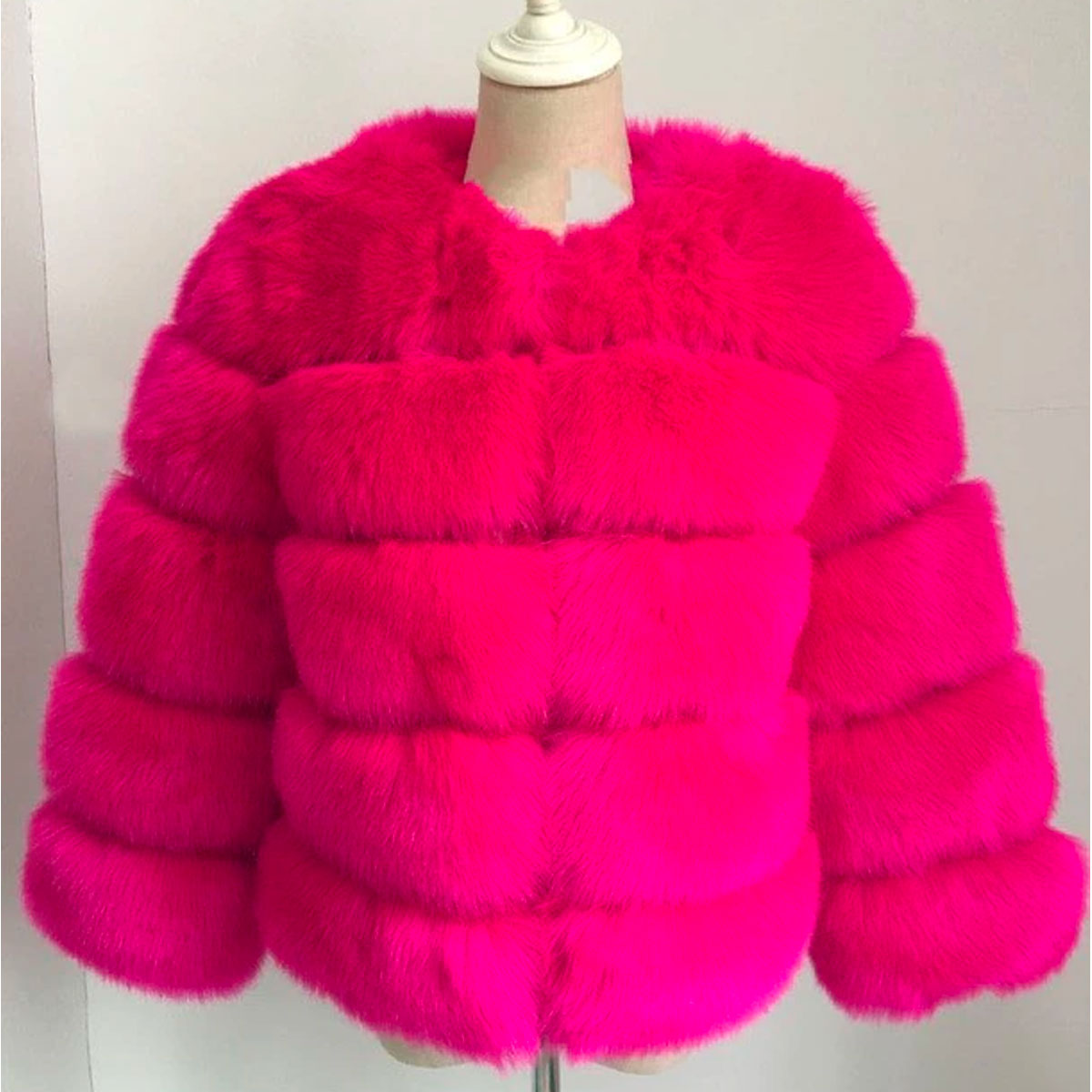 Soffice giacca invernale da donna: elegante e confortevole