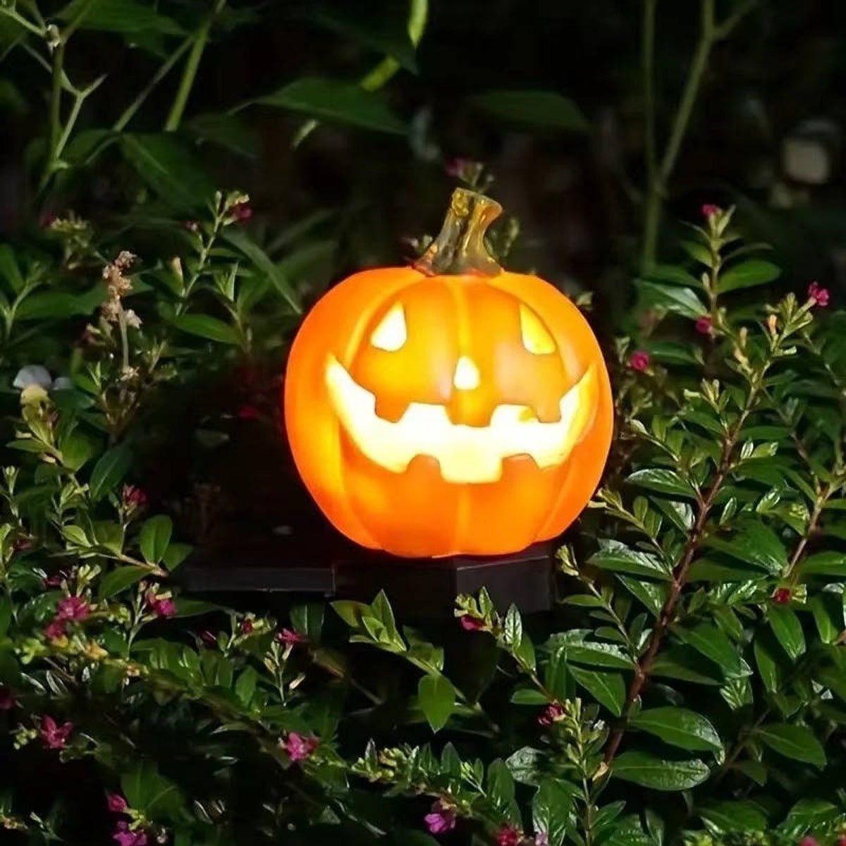 Luci del percorso di Halloween Pali di zucca ad energia solare per la decorazione del cortile esterno
