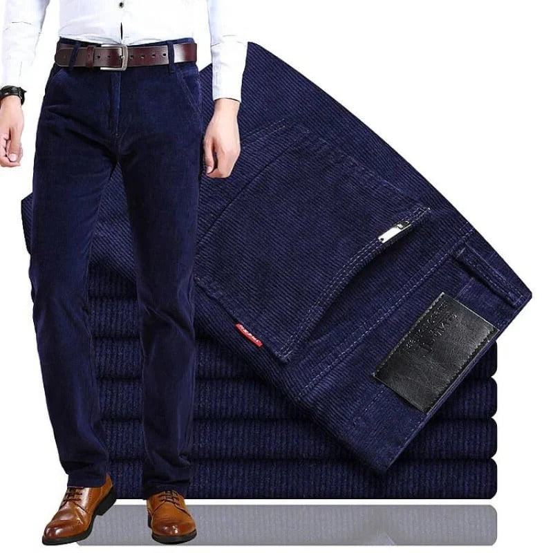 Pantaloni in velluto a coste da uomo