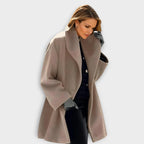Lussuoso cappotto in lana antivento da donna