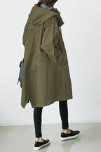 Trench impermeabile con cappuccio