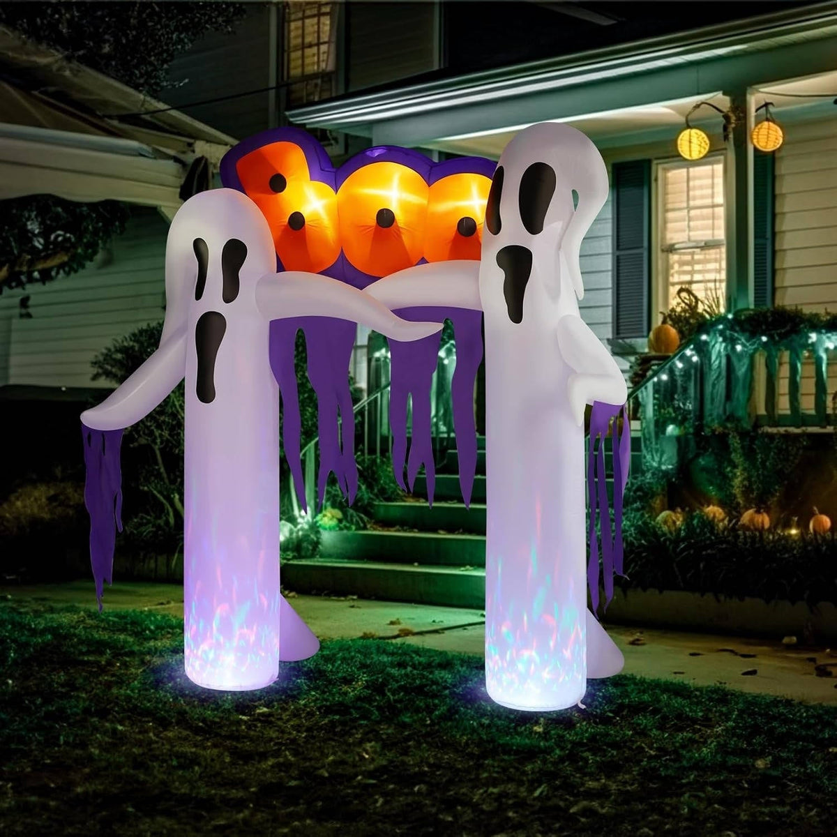 Grandi decorazioni di Halloween all'aperto