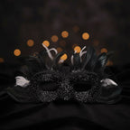 Costume da Crudelia De Mon per Halloween per bambini con parrucca Cape Deville divisa in bianco e nero