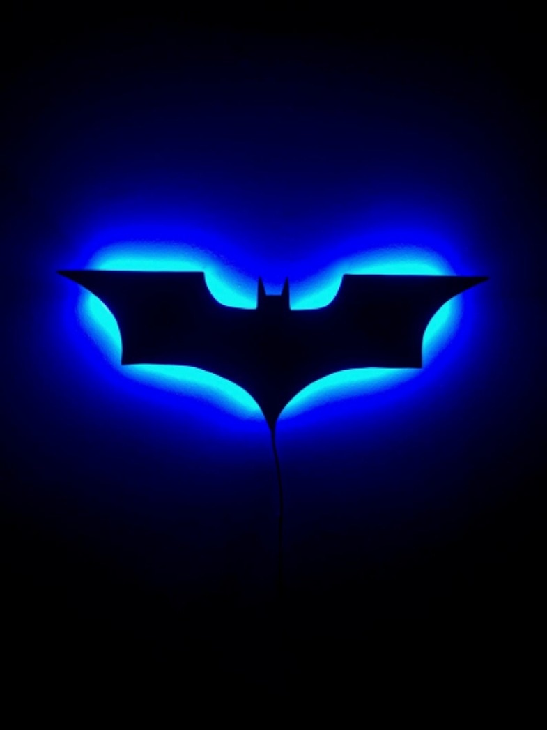 Lampada da parete Batman LED con telecomando wireless e cambio di colore