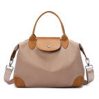 LuxeCarry Tote: borsa a spalla chic e pratica