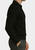 Maglione polo da uomo nero con colletto aperto per uno stile raffinato