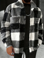 Giacca in pile scozzese da uomo: accogliente stile bianco e nero