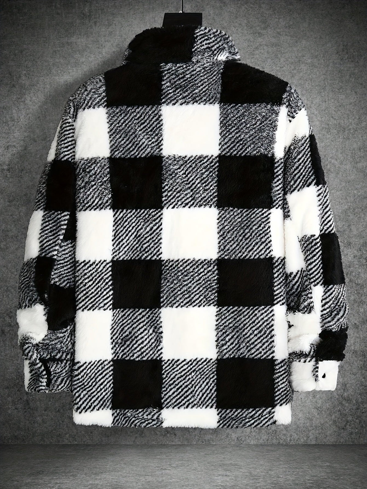 Giacca in pile scozzese da uomo: accogliente stile bianco e nero