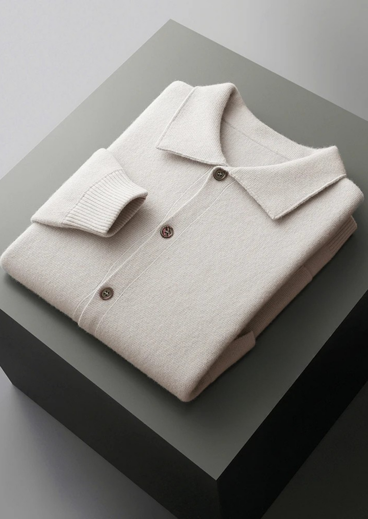 Cardigan da Uomo con Bottoni e Tasche Applicate per Sovrapposizioni di Stile