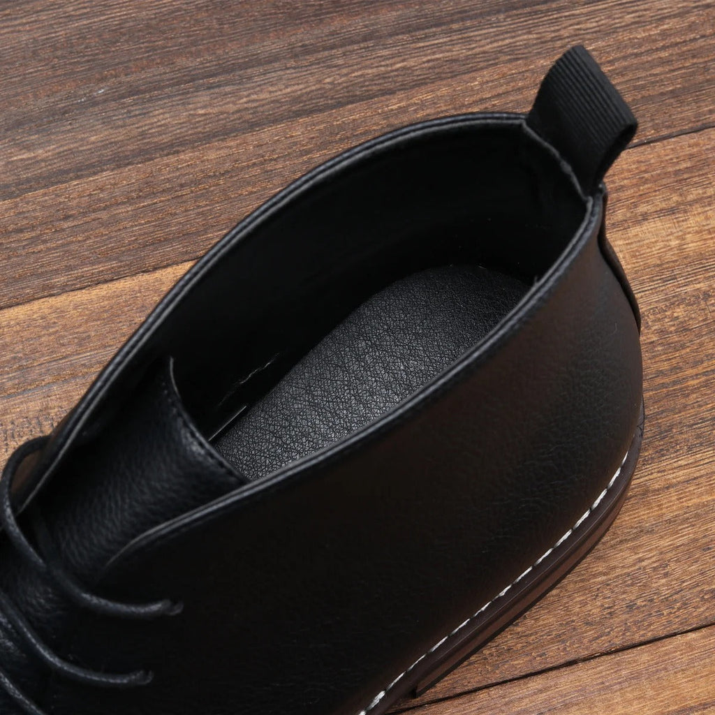 Stivaletti Chukka neri classici da uomo con comoda suola antiscivolo