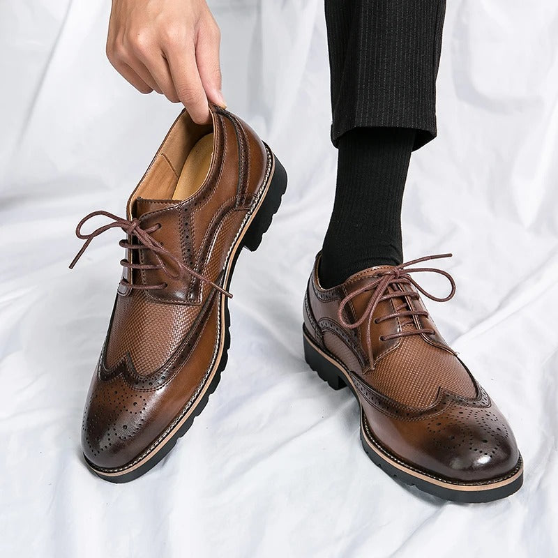 Scarpe eleganti brogue classiche in pelle da uomo