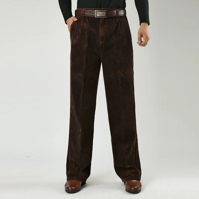 Pantaloni classici da uomo in velluto a coste per il comfort quotidiano