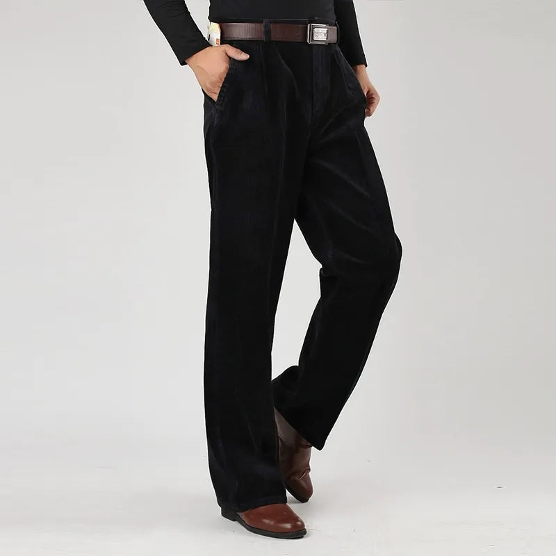 Pantaloni classici da uomo in velluto a coste per il comfort quotidiano