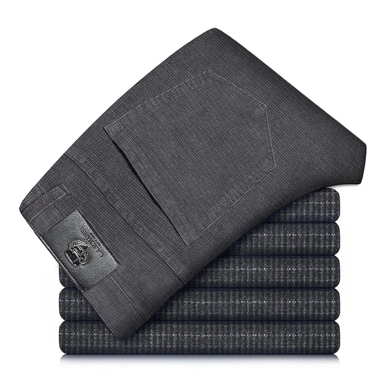 Pantaloni classici da uomo in velluto a coste elasticizzati per uno stile casual elegante