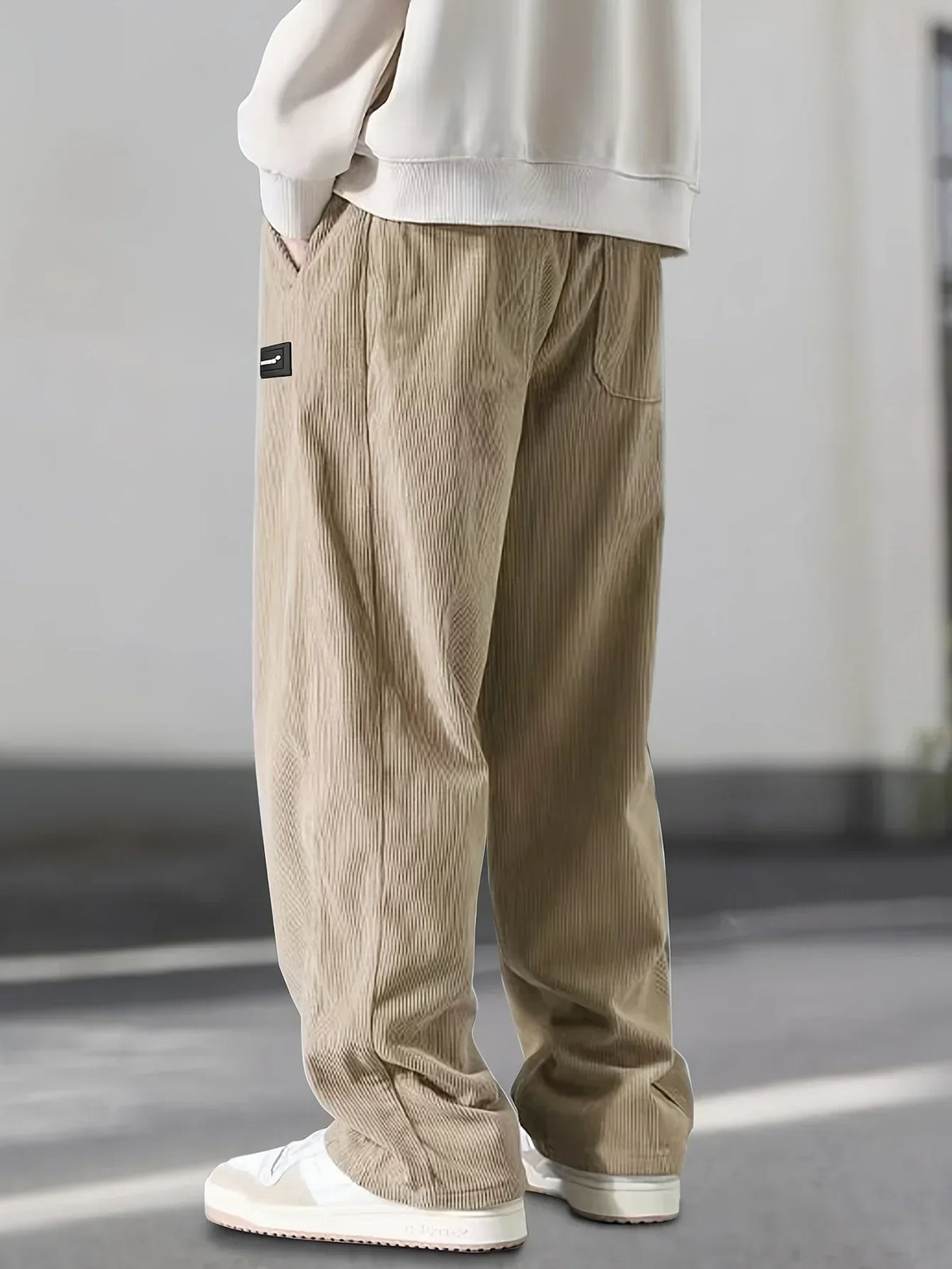 Comodi pantaloni cargo da uomo in velluto a coste per lo stile di tutti i giorni