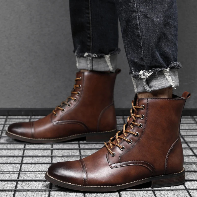 Stivali in pelle vintage Easton da uomo