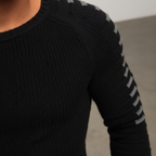 Maglione slim fit lavorato a maglia da uomo con dettaglio a righe