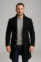 Cappotto lungo monopetto nero da uomo con dettaglio bottoni dorati