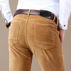 Pantaloni da uomo in velluto a coste elasticizzati per un comfort che dura tutto il giorno