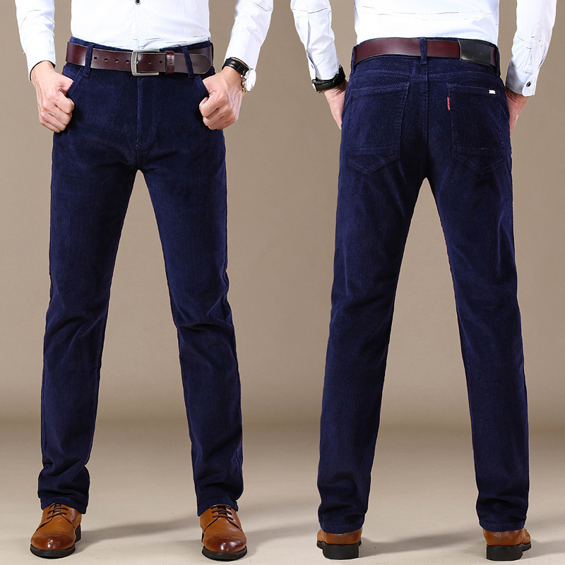 Pantaloni da uomo in velluto a coste elasticizzati per un comfort che dura tutto il giorno