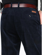 Pantaloni a coste strutturati da uomo: comfort e stile per tutto il giorno