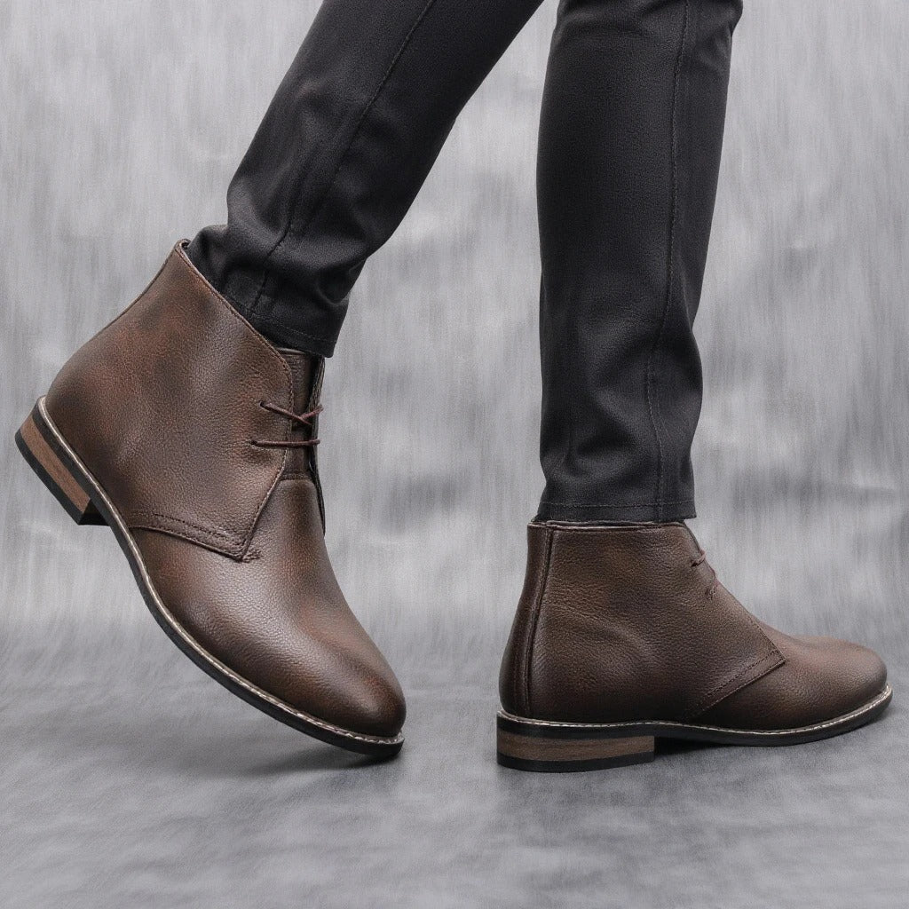Stivali comodi per tutti i giorni in pelle alla moda da uomo