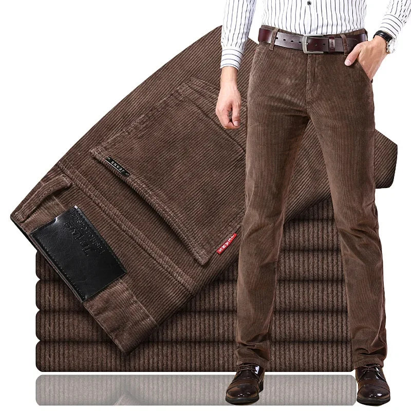 Pantaloni in velluto a coste da uomo: vestibilità comoda e su misura