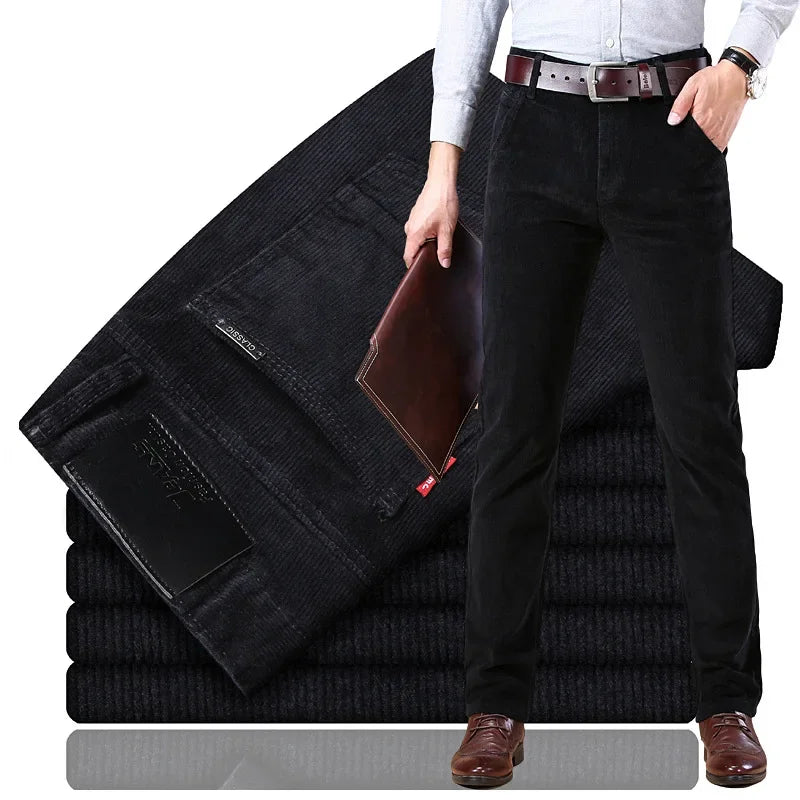 Pantaloni in velluto a coste da uomo: vestibilità comoda e su misura