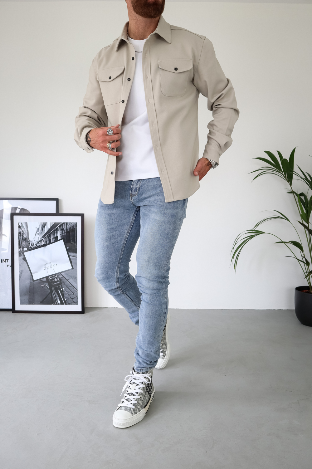 Giacca overshirt versatile da uomo con bottoni e tasche sul petto