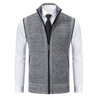 Gilet versatile da uomo in maglia con collo alto e tasche