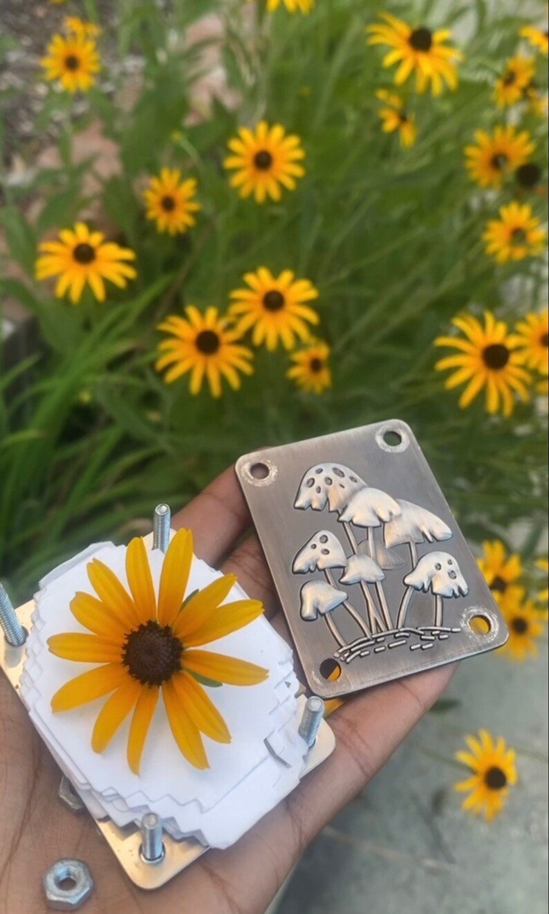Mini Flower Press | Compattatore di fiori | Creatore di ricordi botanici | Strumento creativo portatile