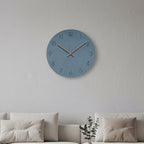 Orologio da parete minimalista scandinavo con lancette in legno e meccanismo silenzioso
